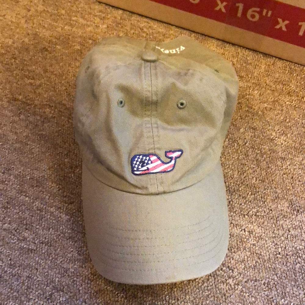 Vineyard Vines hat